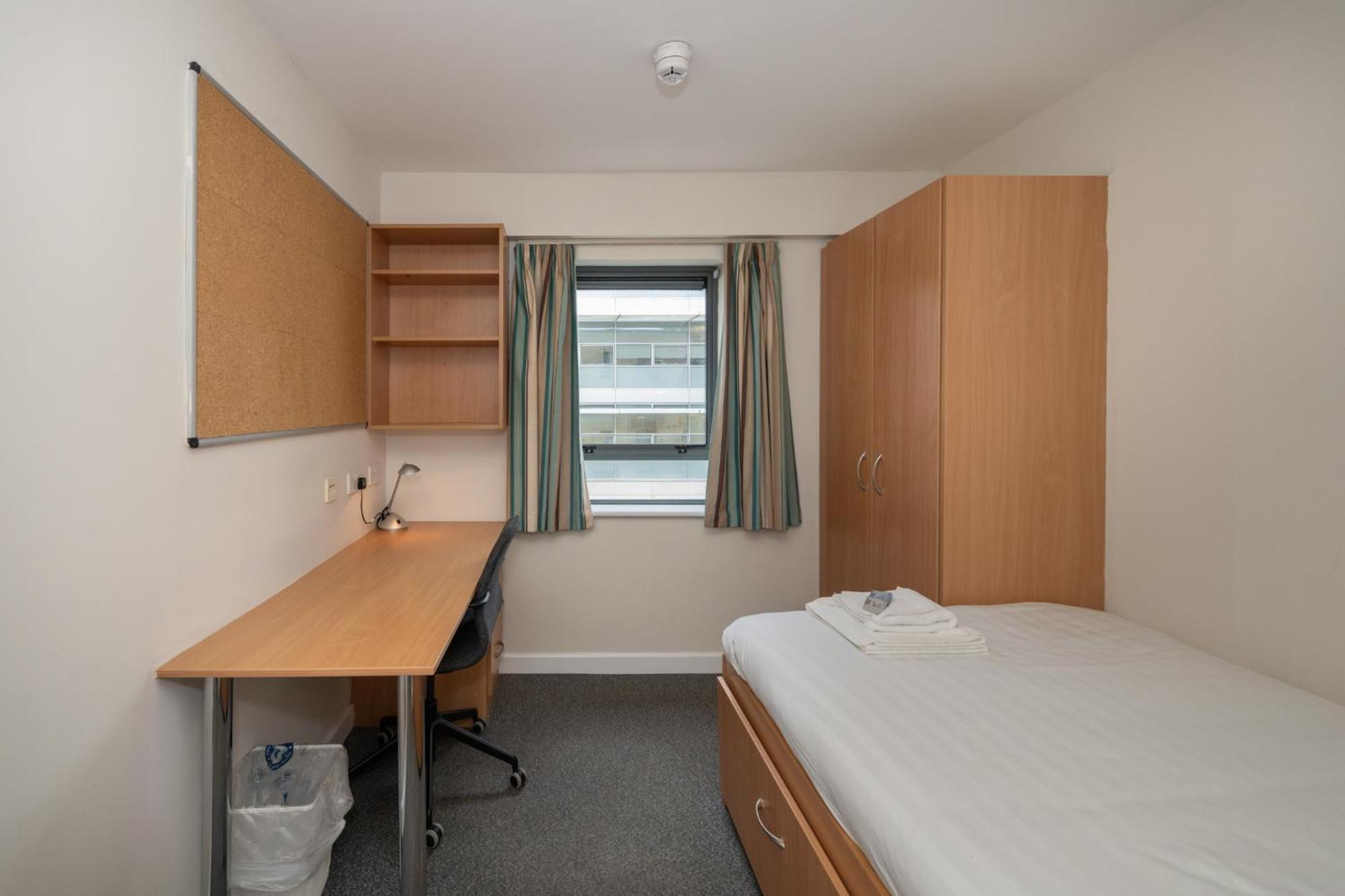 Victoria Lodge - Ucc Summer Beds Корк Екстер'єр фото