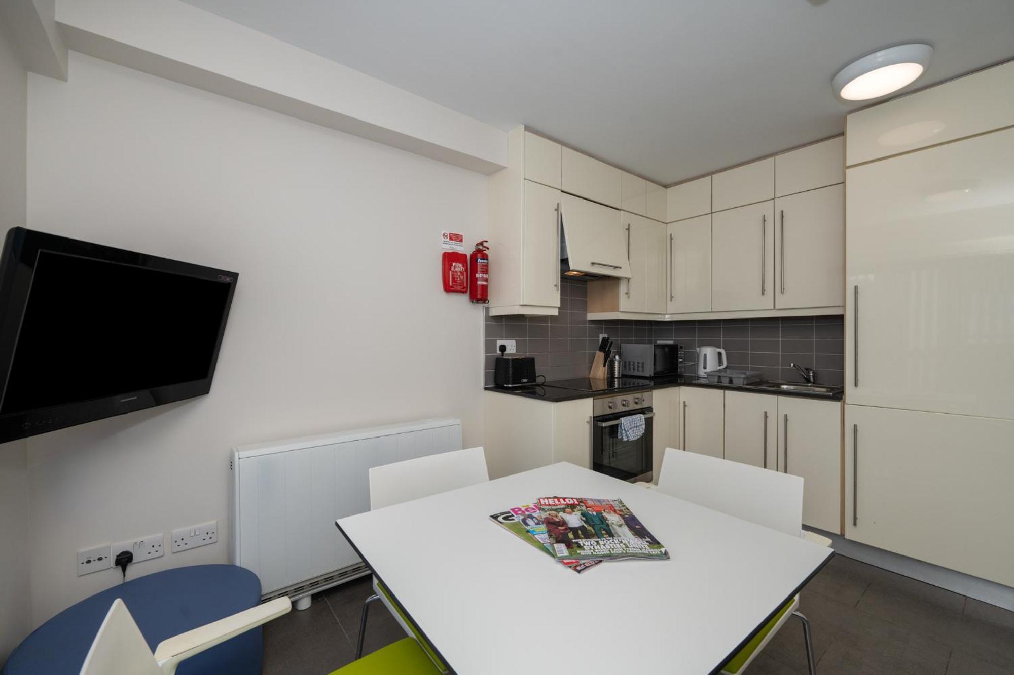 Victoria Lodge - Ucc Summer Beds Корк Екстер'єр фото